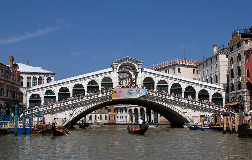 Le Pont Du Rialto