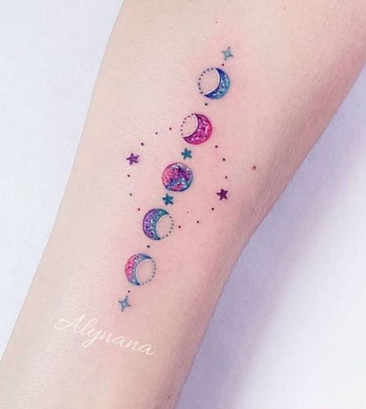 Tatouage Phases De Lune En Couleur 