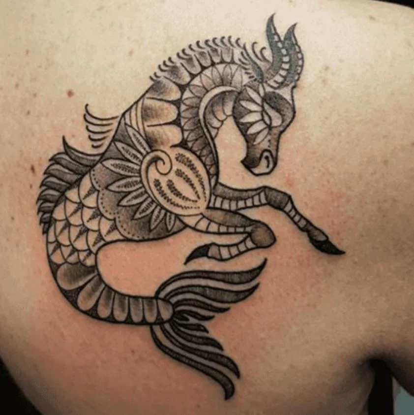 Signe Astro Capricorne Tatouage