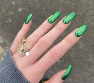 Nail art vert flashy chromé