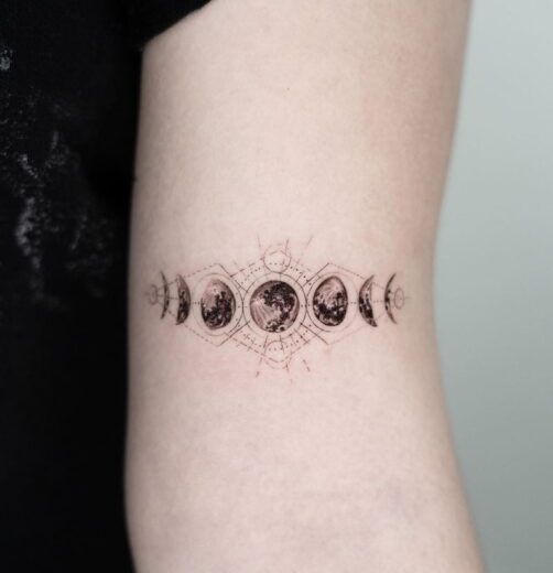 Sitemapcdatahttpsshopinf Inetcomtatouage Lune Geometrique