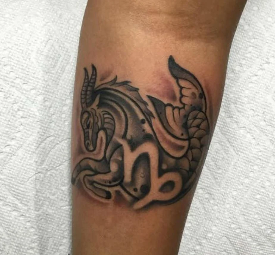 Signe Astro Capricorne Tatouage