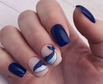 nail Art Bleu Au Motif Baleine