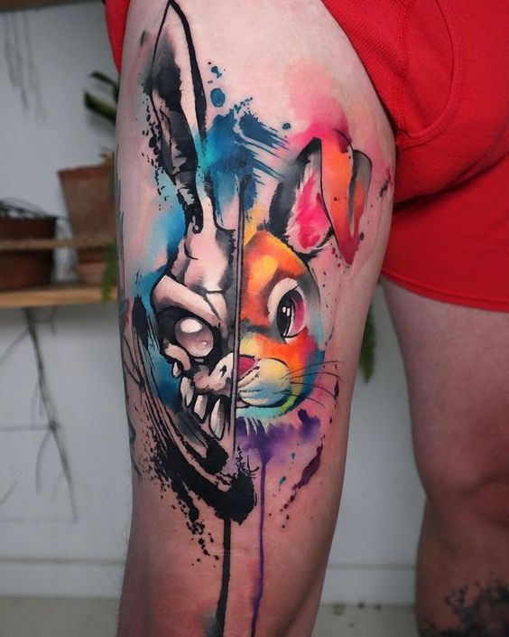 tatouage graphique Lapin sur la cuisse 