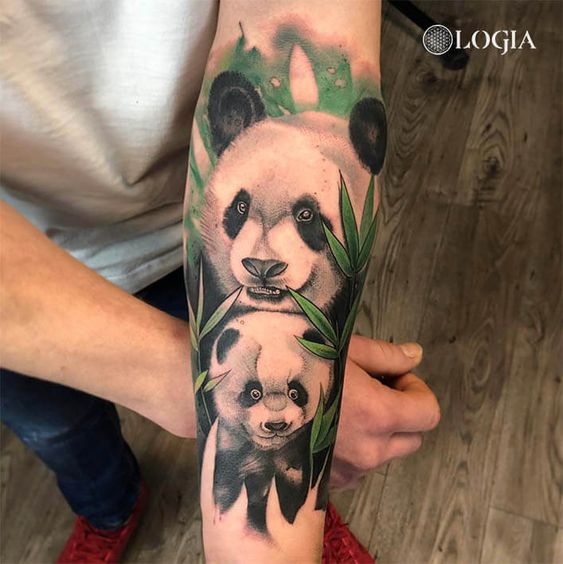 tatouage réaliste Pandas 