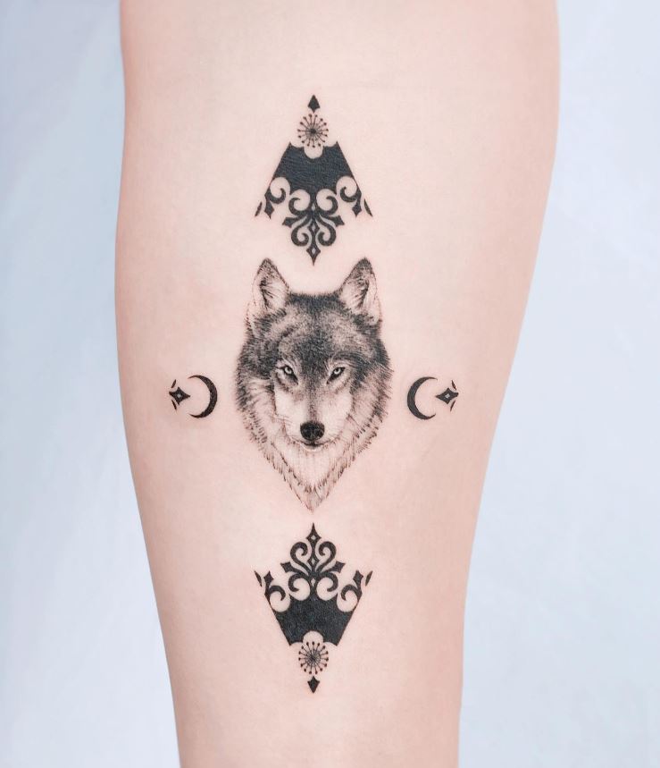 Tatouage De Loup Et Cadre 