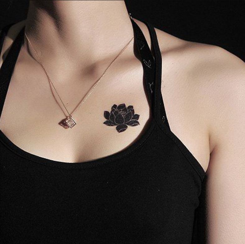  Tatouage Fleur De Lotus Minimaliste Noir