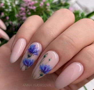 nail Art Motif Fleurs Bleues 