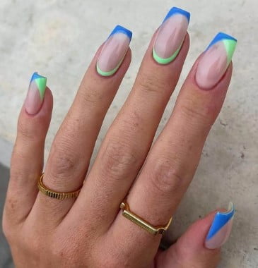 nail Art Bleu Et Vert French Manucure