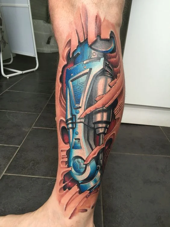 Tattoo Biomécanique Avec Motif Bleu 