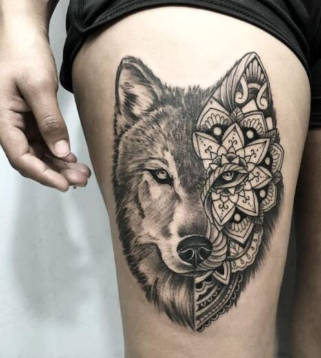 Tatouage Loup Mandala