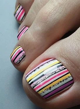 nail Art Pied Rayures