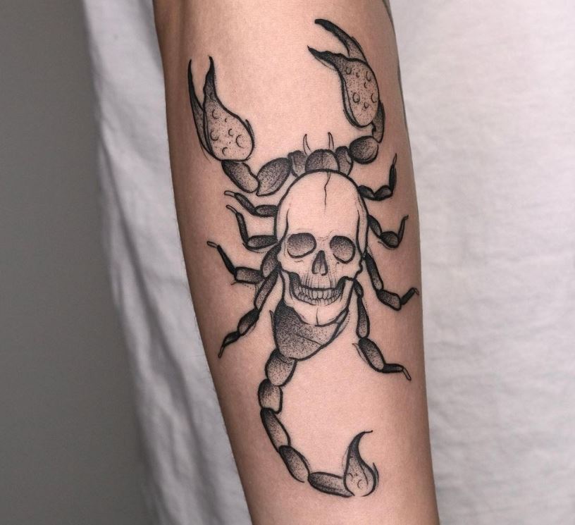 Tatouage Signe Astrologique Scorpion Crâne