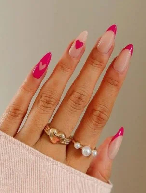 nail Art Motif Coeur Rose