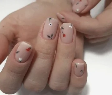 nail Art Sobre Avec De Petites Fleurs