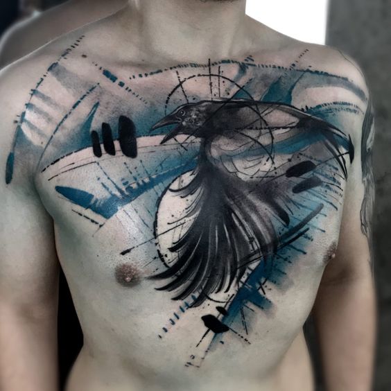 tatouage graphique Corbeau sur le torse
