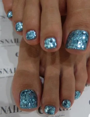 nail Art Pied été Paillettes Bleues