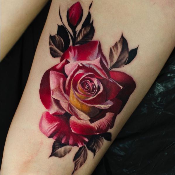 tatouage réaliste Rose Rouge 