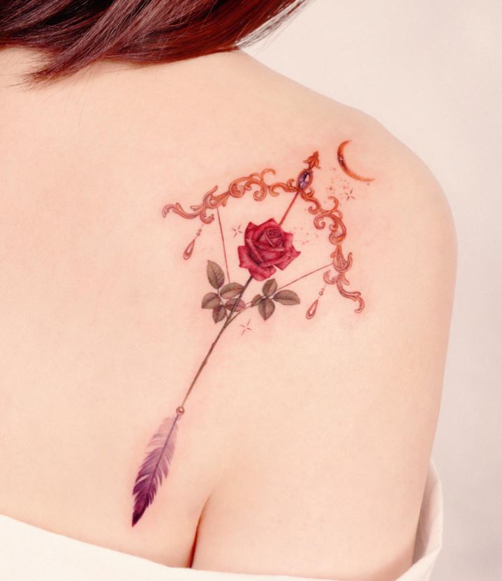 Tatouage Lune Et Flèche Florale