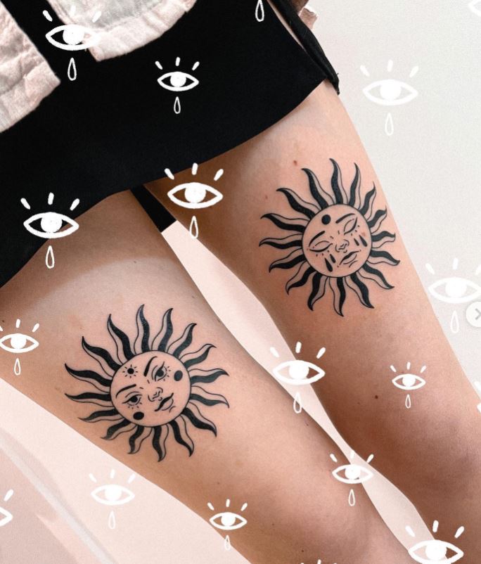 Tatouage Duo De Soleil Sur Les Cuisses