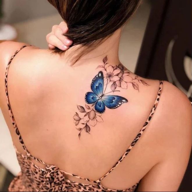 tatouage réaliste Papillon Bleu