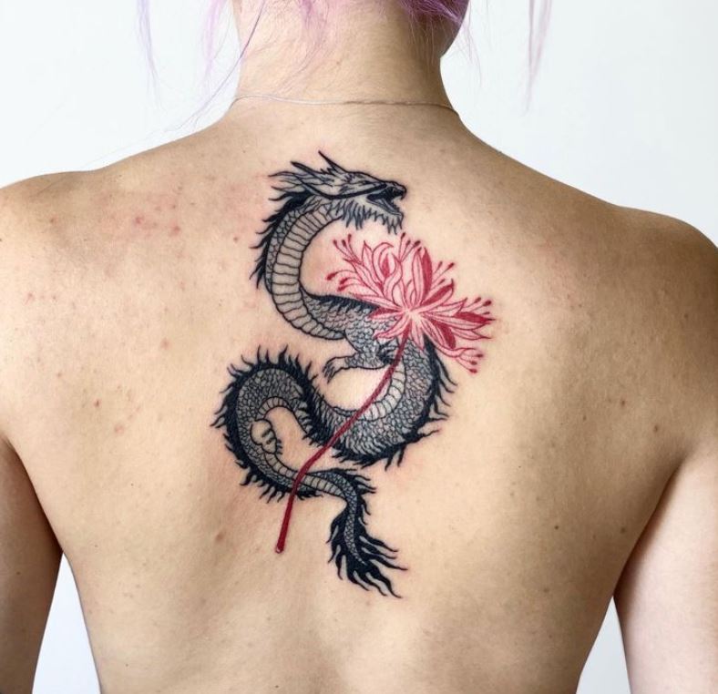 Tatouage De Dragon Et Chrysanthème Rouge