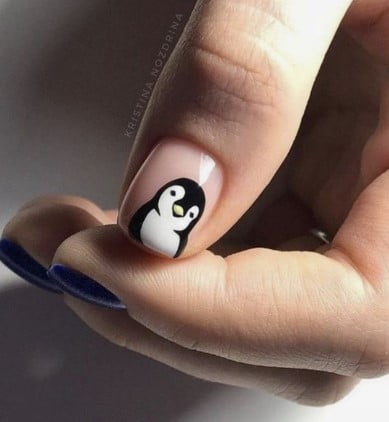 nail Art Hiver Motif Pingouin