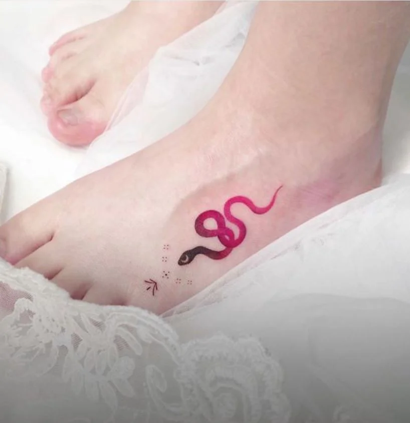 Tatouage De Serpent Dégradé De Couleur