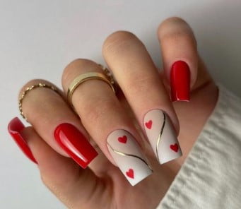 nail Art De Saint Valentin Blanc Et Rouge