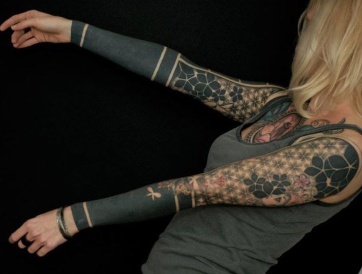 Blacktattoo Et Fleurs 