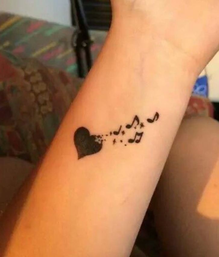 Blacktattoo Coeur Et Notes De Musique 