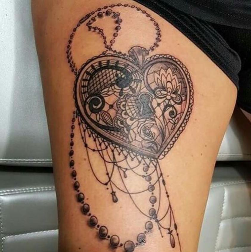 Tatouage Coeur En Dentelle à Bijoux