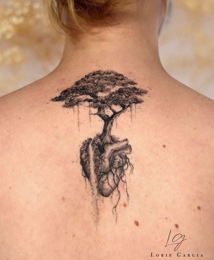 Tatouage Arbre De Vie Et Coeur Anatomique