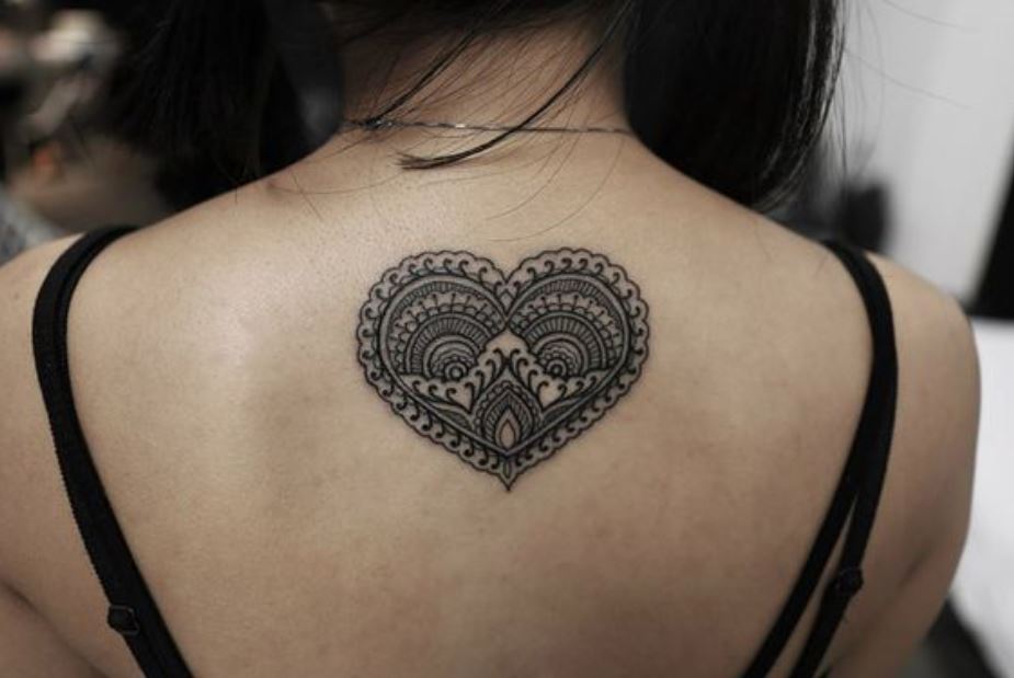 Tatouage Coeur Mandala En Dentelle