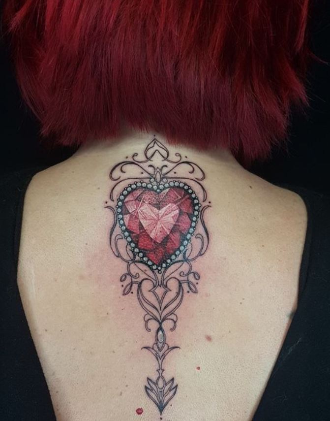 Tatouage Coeur Bijou Ornemental 