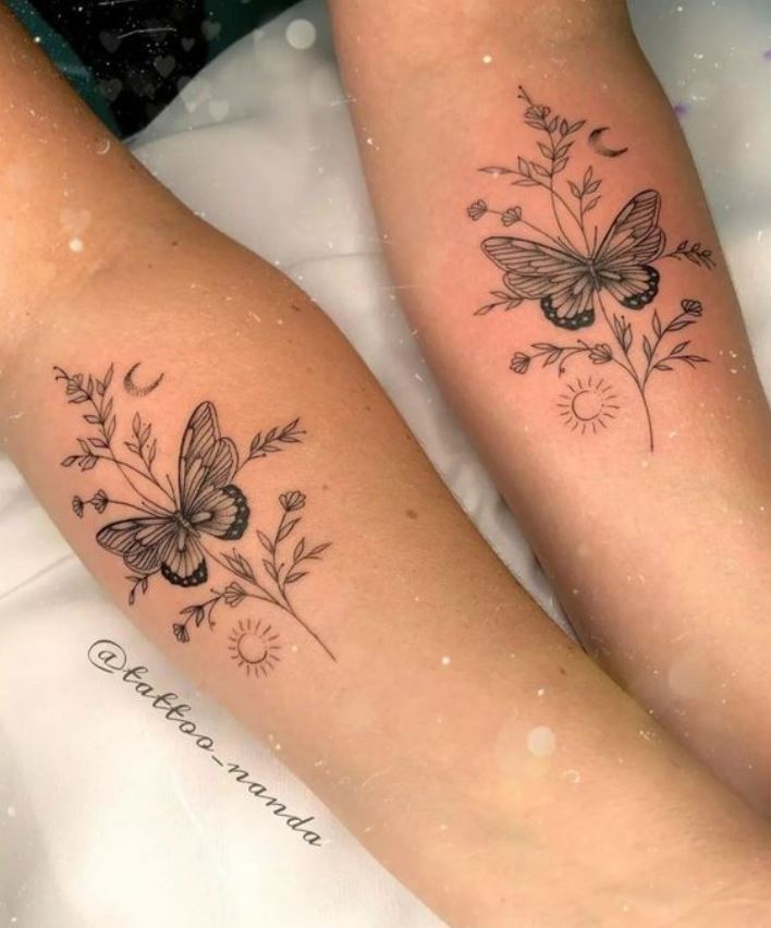 Tatouage De Sœur Papillon, Fleurs Et Astres 