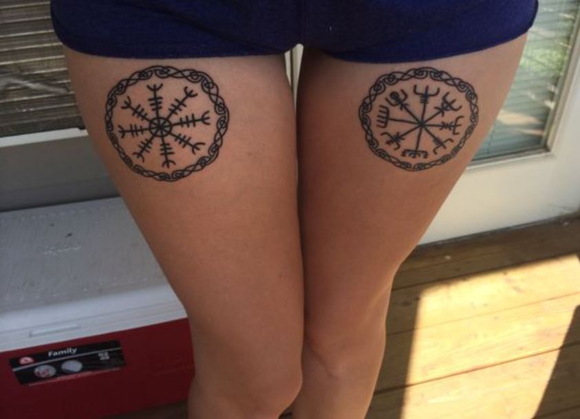 Tatouage Viking Heaume De Awe Et Vegvisir