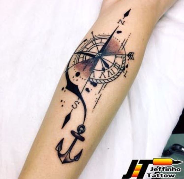 Tatouage Boussole Horloge Femme Et Ancre 