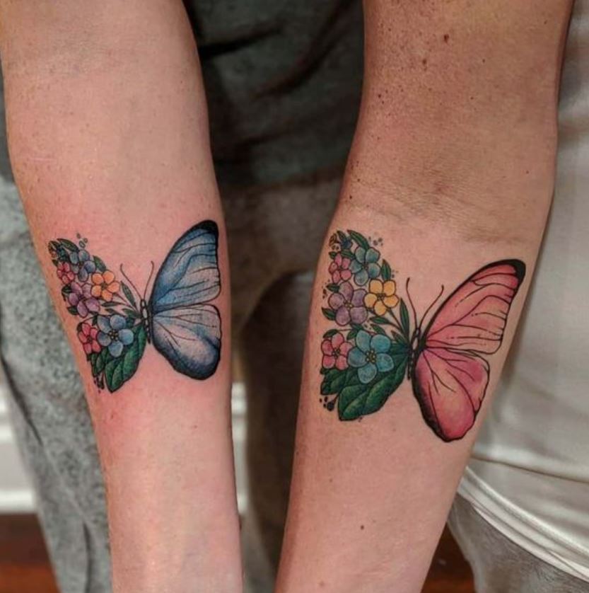 Tatouage De Sœur Papillon Mi Floral Coloré 
