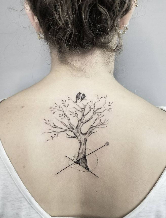 Tatouage Arbre De Vie à Angle Et Oiseaux 