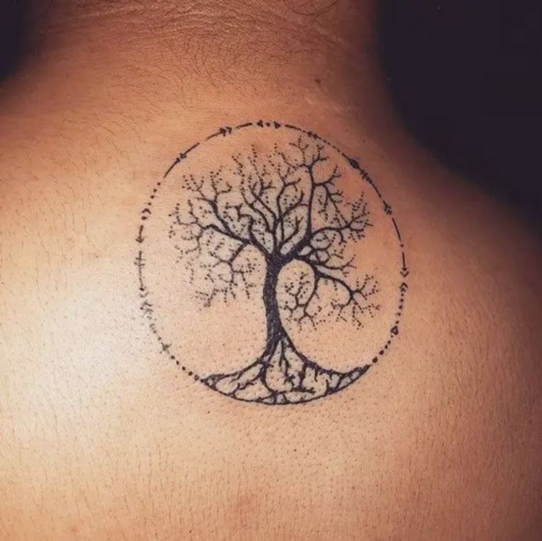 Tatouage Arbre De Vie En Surpiqûre