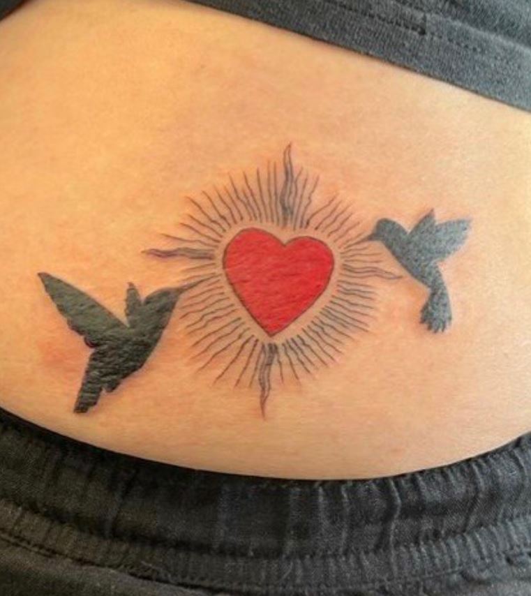 Tatouage Coeur Rouge Et Colibris