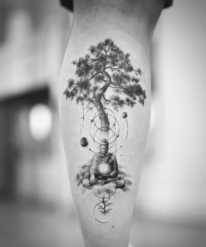 Tatouage Arbre De Vie Et Budha Sur Le Mollet 