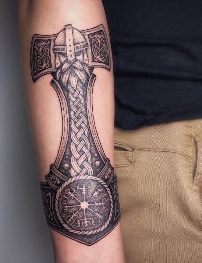 Tatouage Viking Mjöllnir Multi Motifs 