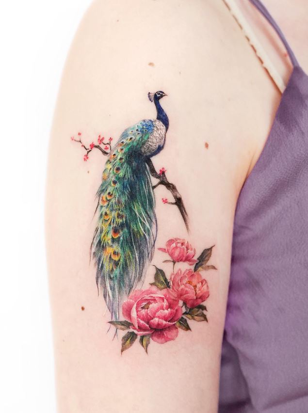 Tatouage Oiseau Femme Paon Et Pivoine 