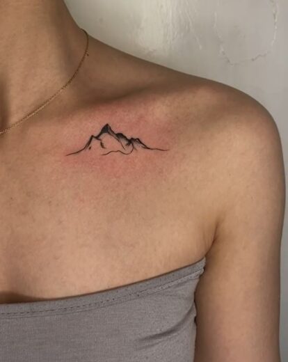 Tatouage Montagne Simple