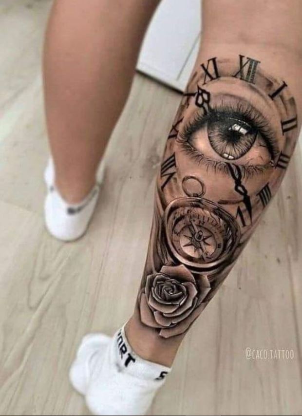 Tatouage œil Horloger Sur Le Mollet