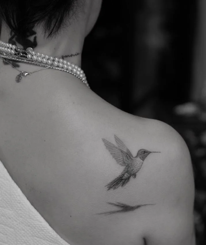 Tatouage Reflet D'oiseau Pour Femme