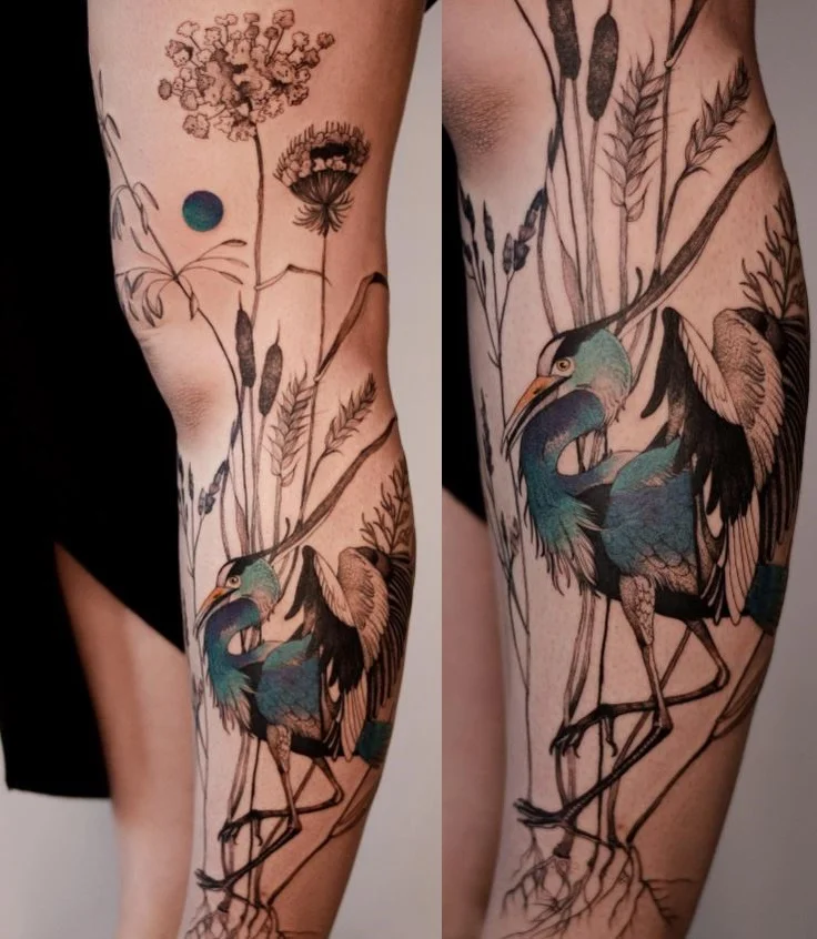Tatouage Oiseau Femme Héron Et Fleurs