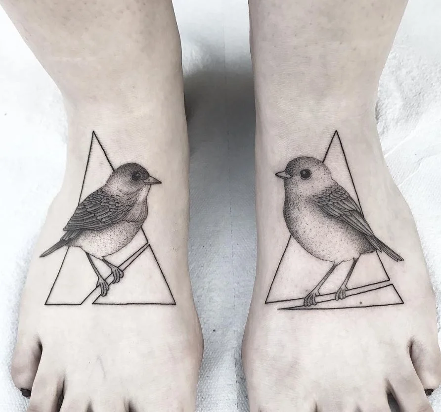 Tatouage Duo D'oiseaux Gris Femme